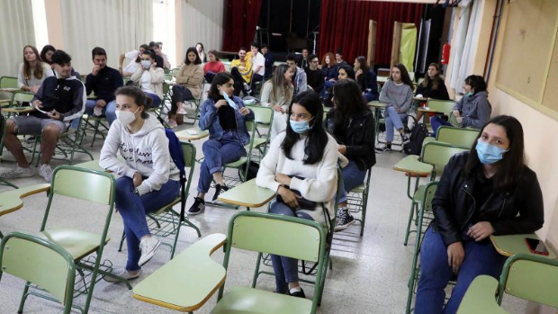 Comienza el curso en Secundaria, Bachillerato y FP con un 12,42% menos de alumnos Comienza el curso en Secundaria, Bachillerato y FP con un 12,42% menos de alumnos