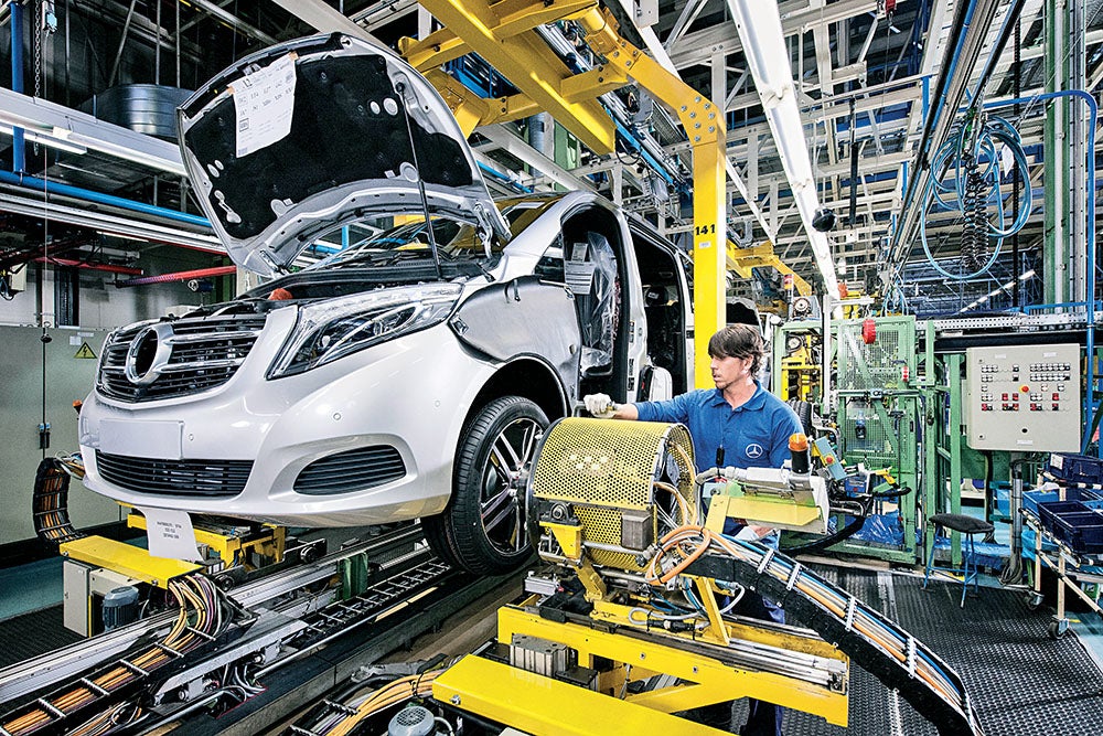 Mercedes retomará la producción, el martes 21 de septiembre, tras 3 semanas de parón obligado Mercedes retomará la producción, el martes 21 de septiembre, tras 3 semanas de parón obligado