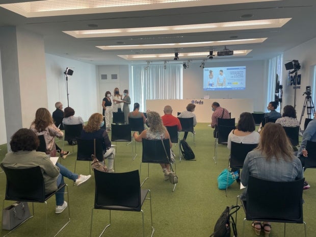 Feda informa sobre los protocolos organizativos , soluciones tecnológicas y fórmulas de teletrabajo Feda informa sobre los protocolos organizativos , soluciones tecnológicas y fórmulas de teletrabajo