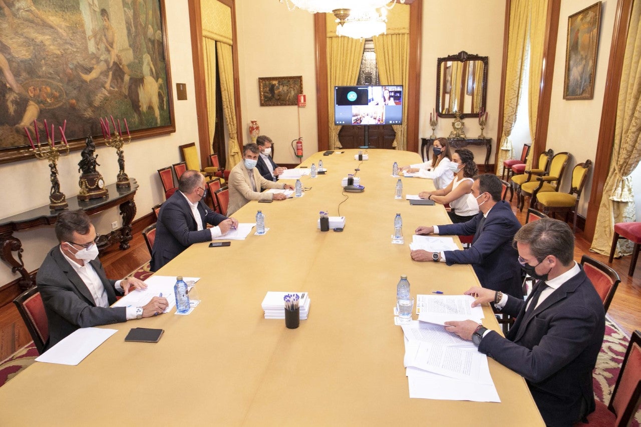 La comisión interadministrativa avanza en el nuevo convenio del Puerto La comisión interadministrativa avanza en el nuevo convenio del Puerto