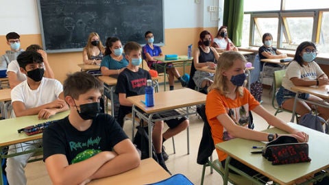 Imatge d&rsquo;una escola-institut d&rsquo;Oliana, a l&rsquo;Alt Urgell.