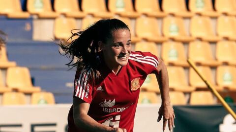 Ona Battle con la Selecci&oacute;n