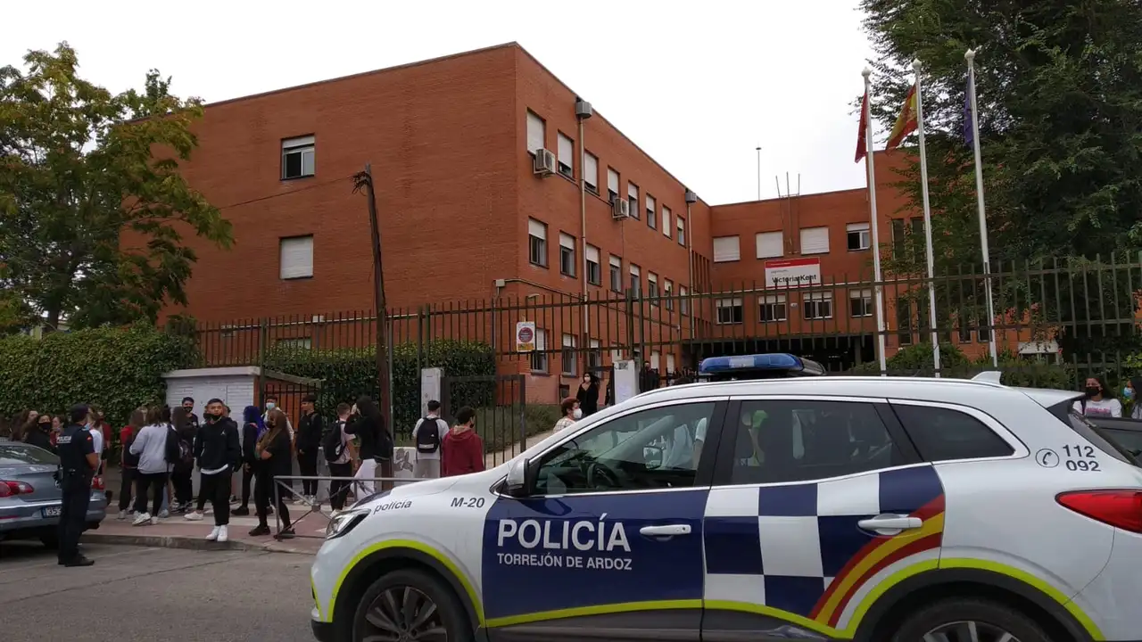 IES Victoria Kent de Torrejón de Ardoz IES Victoria Kent de Torrejón de Ardoz