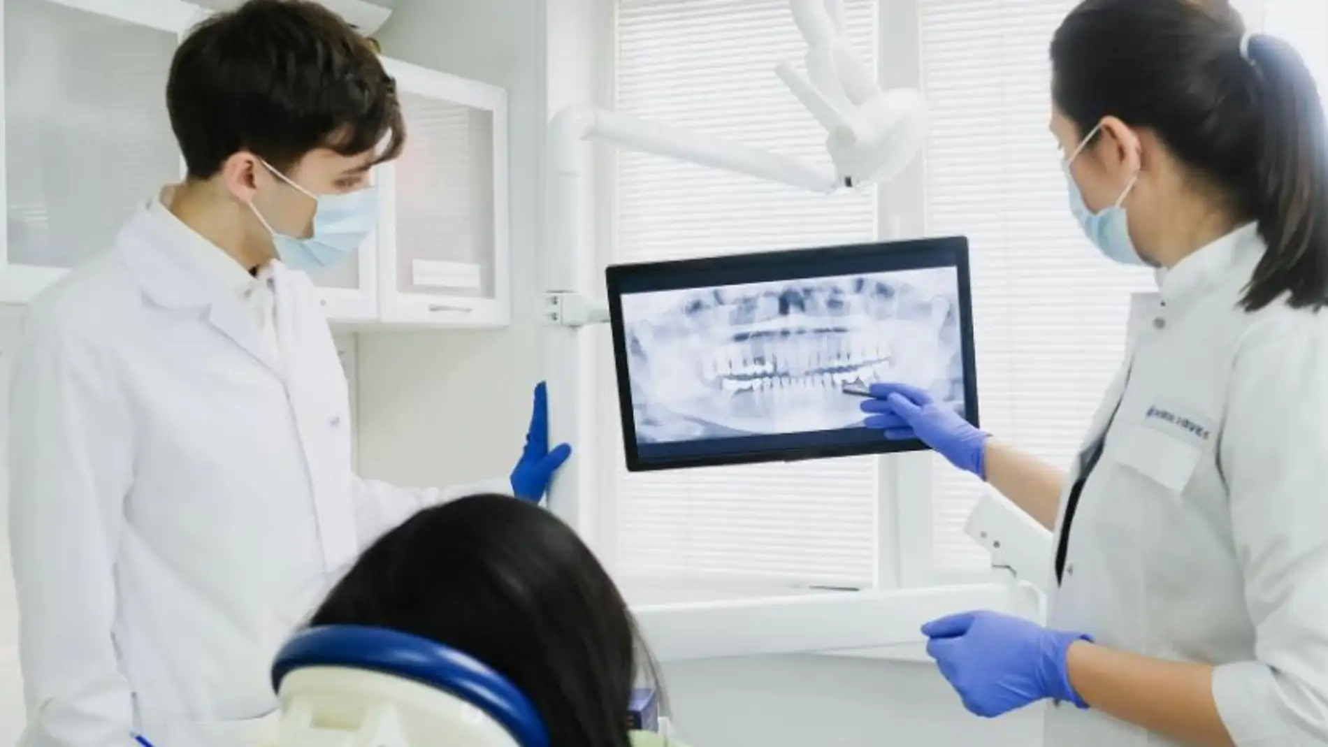 Los dentistas advierten sobre los peligros de la nueva moda de consumir óxido nitroso