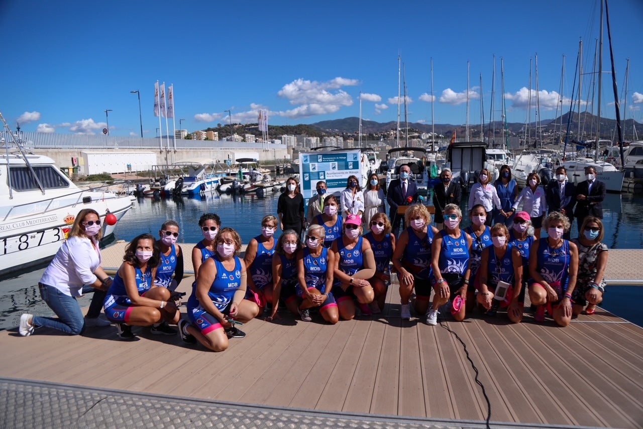 La Asociación Deportiva Málaga Dragón Boat BCS realiza la botadura de su segundo dragón La Asociación Deportiva Málaga Dragón Boat BCS realiza la botadura de su segundo dragón
