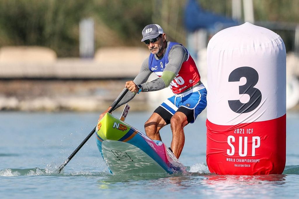 Daniel Parres consigue tres medallas de oro en el campeonato del mundo de paddle sup Daniel Parres consigue tres medallas de oro en el campeonato del mundo de paddle sup