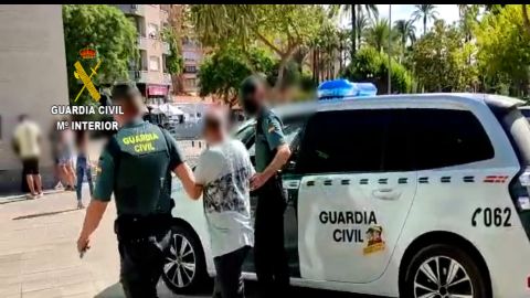 El detenido está ya en libertad con cargos