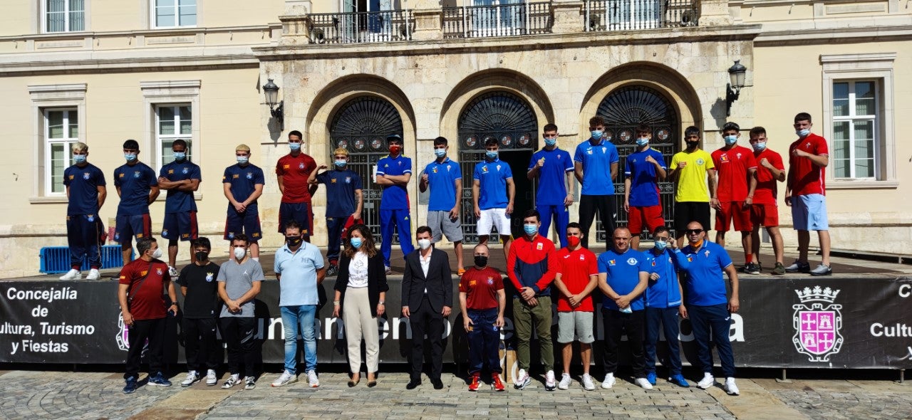La Ensenada acogerá la III Velada de Boxeo Ciudad de Palencia enfrentando a las selecciones jóvenes de España y Rumanía La Ensenada acogerá la III Velada de Boxeo Ciudad de Palencia enfrentando a las selecciones jóvenes de España y Rumanía