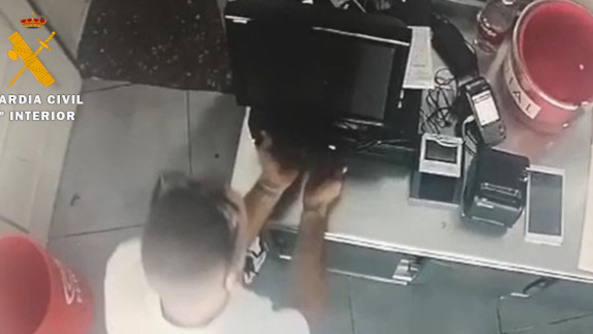 Investigadas dos personas por robo con fuerza cometido en un ...