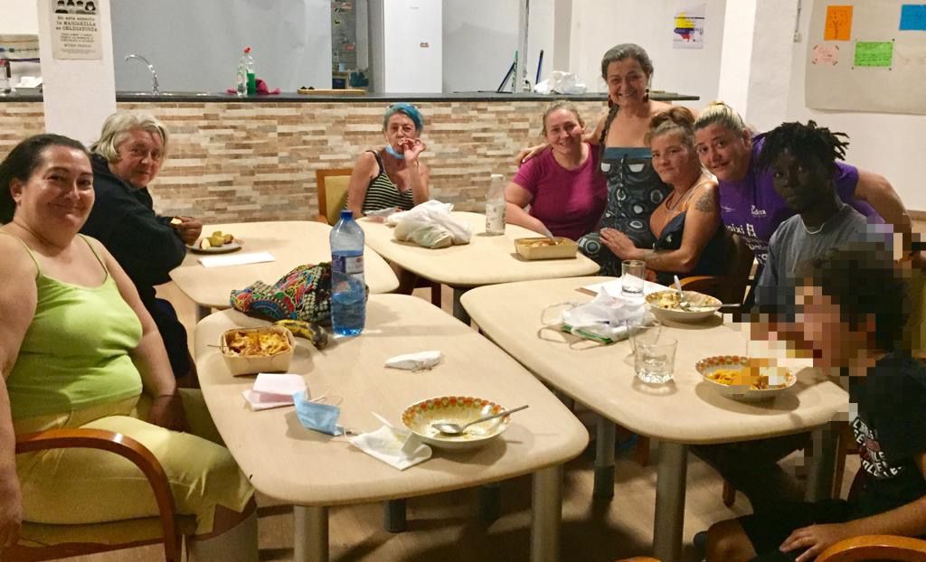 La Asociación Ananda Maitreya busca un local en el que seguir ayudando a mujeres de la calle La Asociación Ananda Maitreya busca un local en el que seguir ayudando a mujeres de la calle