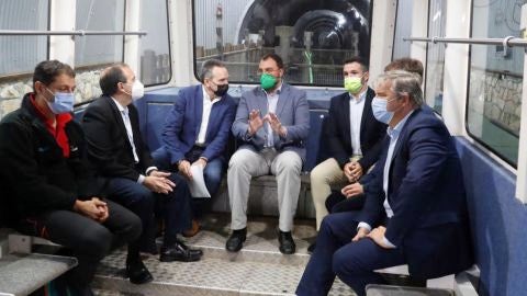 El presidente del Principado en el funicular de Bulnes