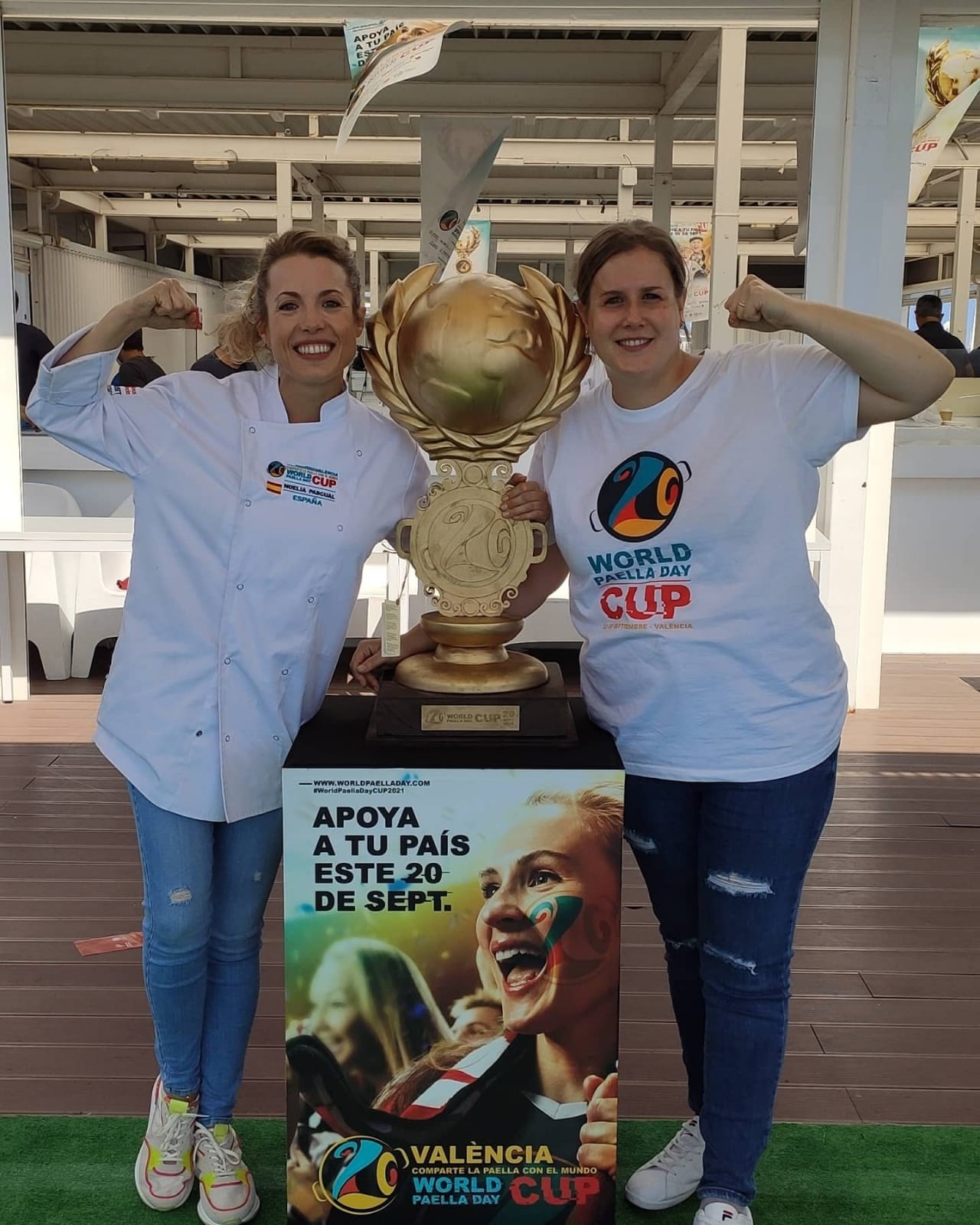 "La cultura gastronómica de nuestra Comunitat está por encima del debate entre el arroz alicantino y la paella valenciana" "La cultura gastronómica de nuestra Comunitat está por encima del debate entre el arroz alicantino y la paella valenciana"