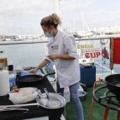 La chef ilicitana Noelia Pascual durante la World Paella Day Cup 2021.