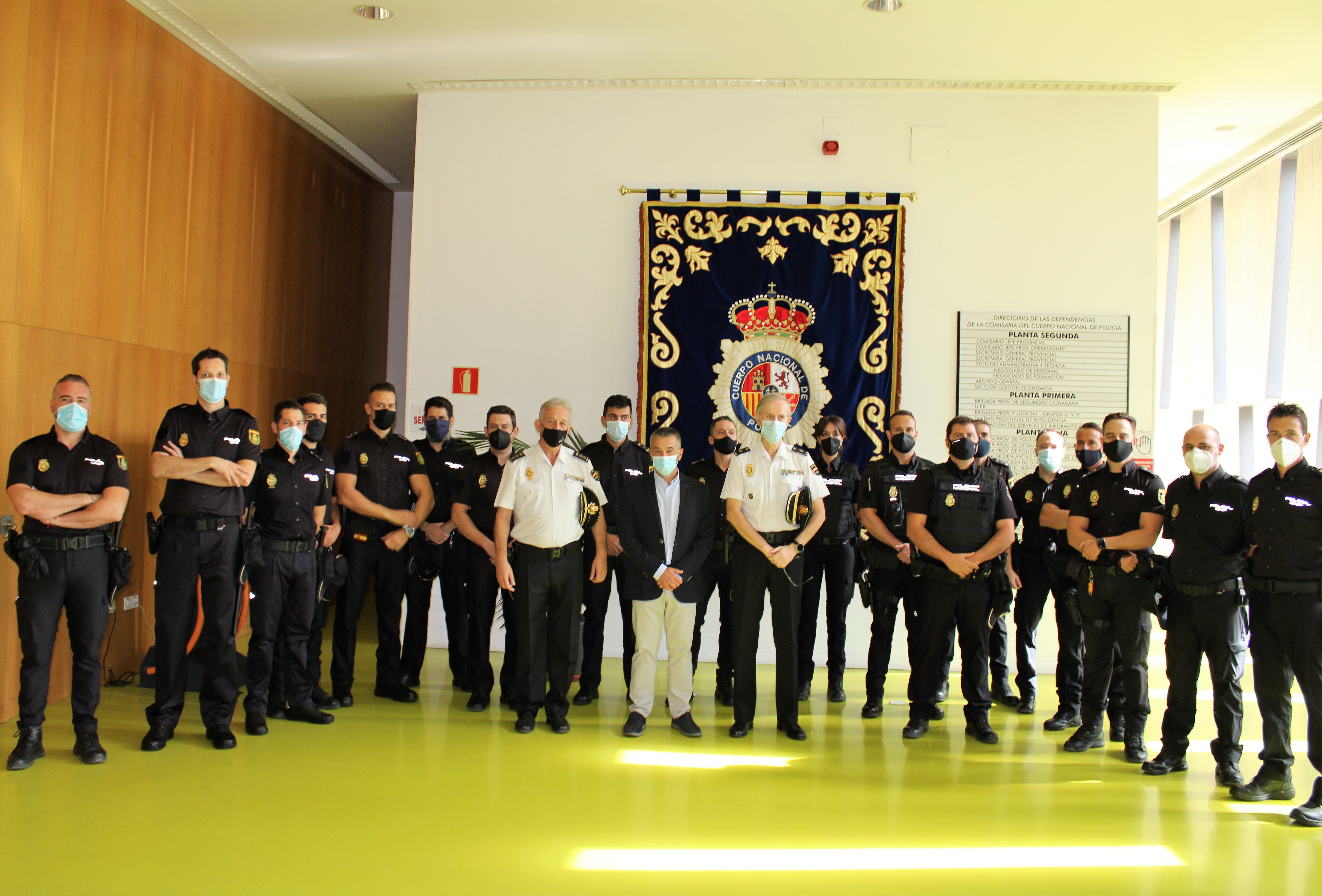 El subdelegado del Gobierno da la bienvenida a dieciocho nuevos policías a la Comisaría Provincial de Albacete El subdelegado del Gobierno da la bienvenida a dieciocho nuevos policías a la Comisaría Provincial de Albacete
