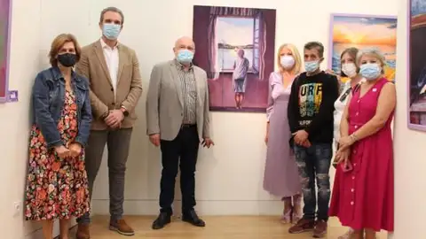 La muestra 'Ventanas abiertas' abre la sensibilidad sanitaria al paciente oncológico La muestra 'Ventanas abiertas' abre la sensibilidad sanitaria al paciente oncológico