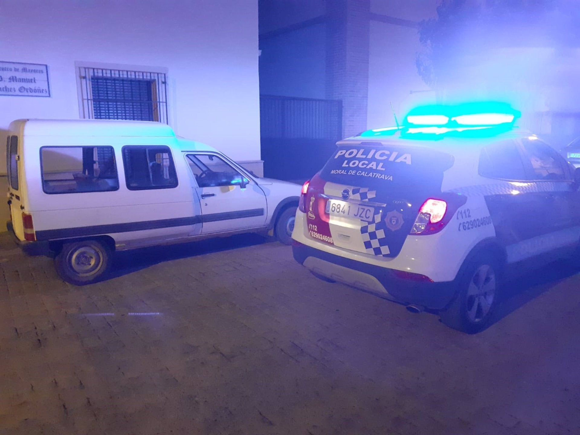 Detenidos cuatro jóvenes por el robo en el interior de vehículos en Moral de Calatrava Detenidos cuatro jóvenes por el robo en el interior de vehículos en Moral de Calatrava
