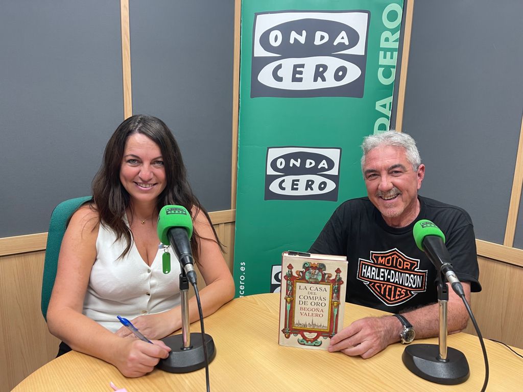 Begoña Valero nos acerca en Más de uno Alicante a su obra: La casa del compás de oro Begoña Valero nos acerca en Más de uno Alicante a su obra: La casa del compás de oro