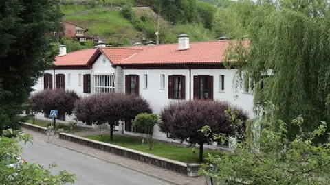 Residencia Andra Mari Lesaka