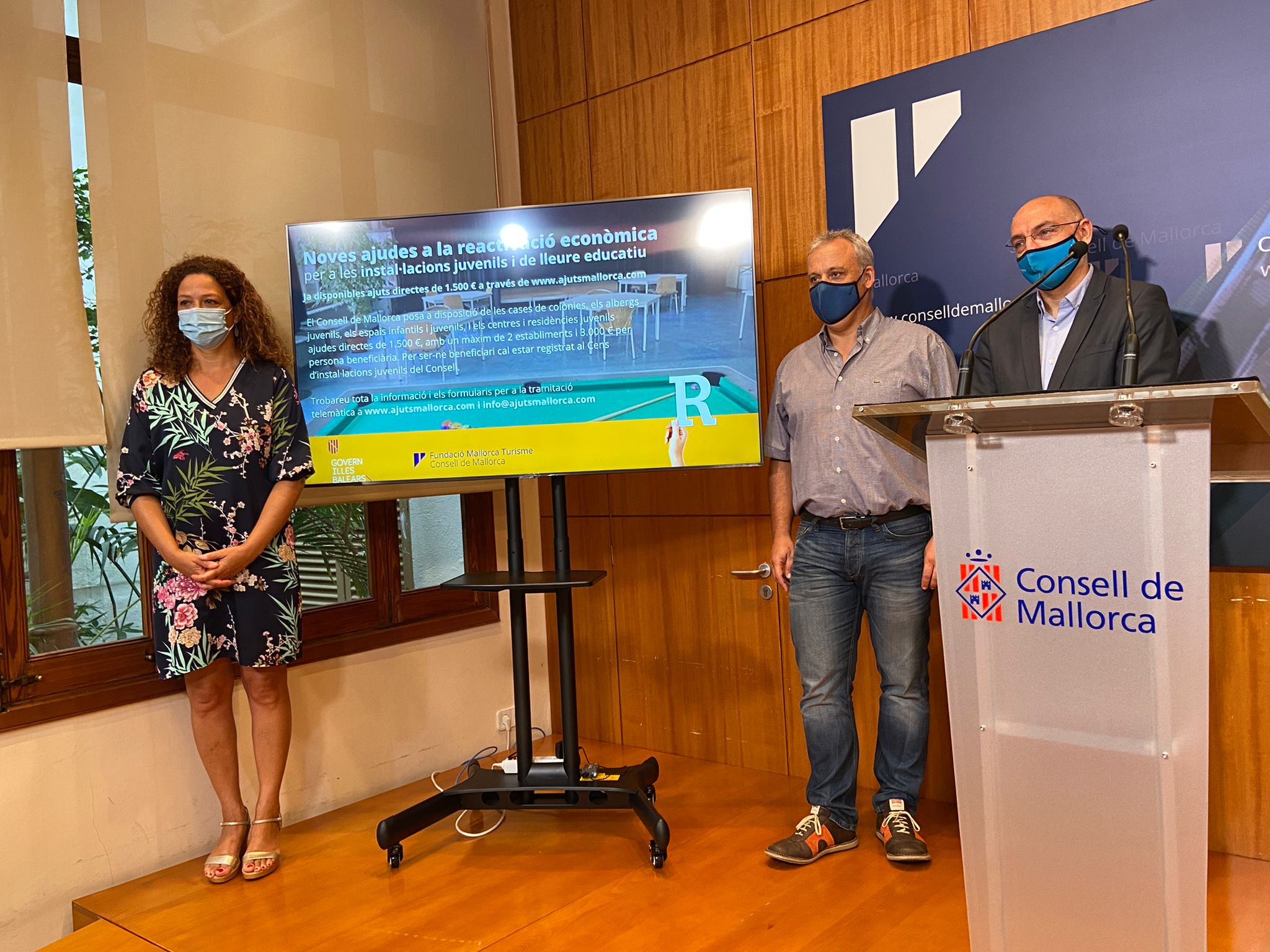 La artesanía, los guías turísticos o las instalaciones juveniles podrán optar a una nueva línea de ayudas del Consell de Mallorca La artesanía, los guías turísticos o las instalaciones juveniles podrán optar a una nueva línea de ayudas del Consell de Mallorca