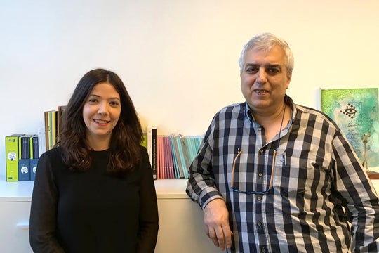 El catálogo de promoción de cortometrajes vascos Kimuak recibirá el premio Zinemira esta noche, en la Gala del Cine Vasco del Festival de San Sebastián. El catálogo de promoción de cortometrajes vascos Kimuak recibirá el premio Zinemira esta noche, en la Gala del Cine Vasco del Festival de San Sebastián.