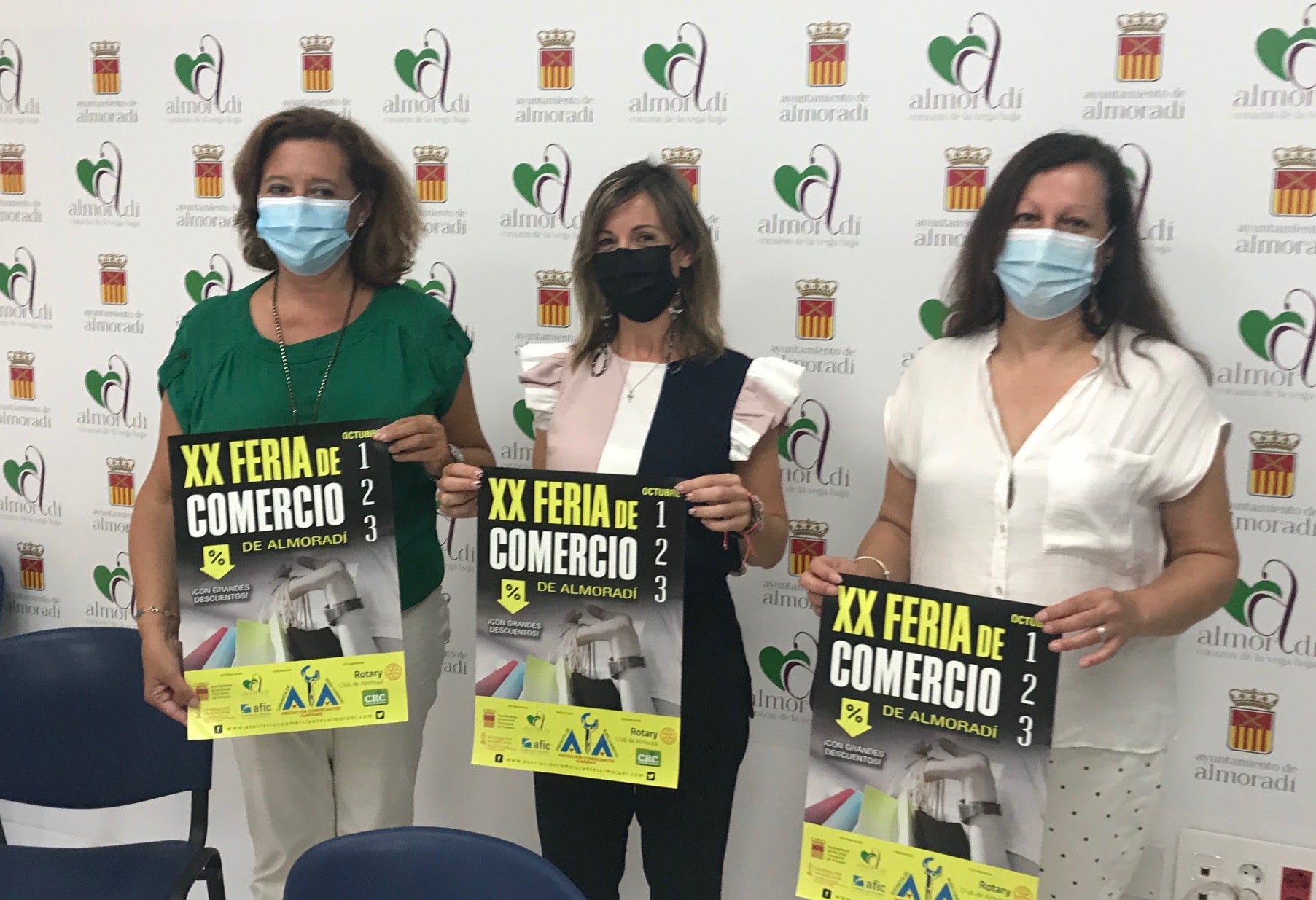 Almoradí celebra el 1,2 y 3 de octubre su XX Feria de Comercio con una amplia oferta y animación Almoradí celebra el 1,2 y 3 de octubre su XX Feria de Comercio con una amplia oferta y animación
