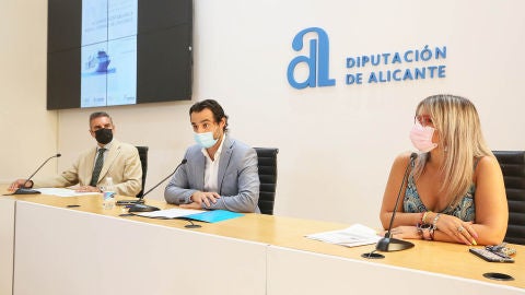 De izquierda a derecha Francesco Balbi, Eduardo Dolón y Mari Carmen Sánchez De izquierda a derecha Francesco Balbi, Eduardo Dolón y Mari Carmen Sánchez