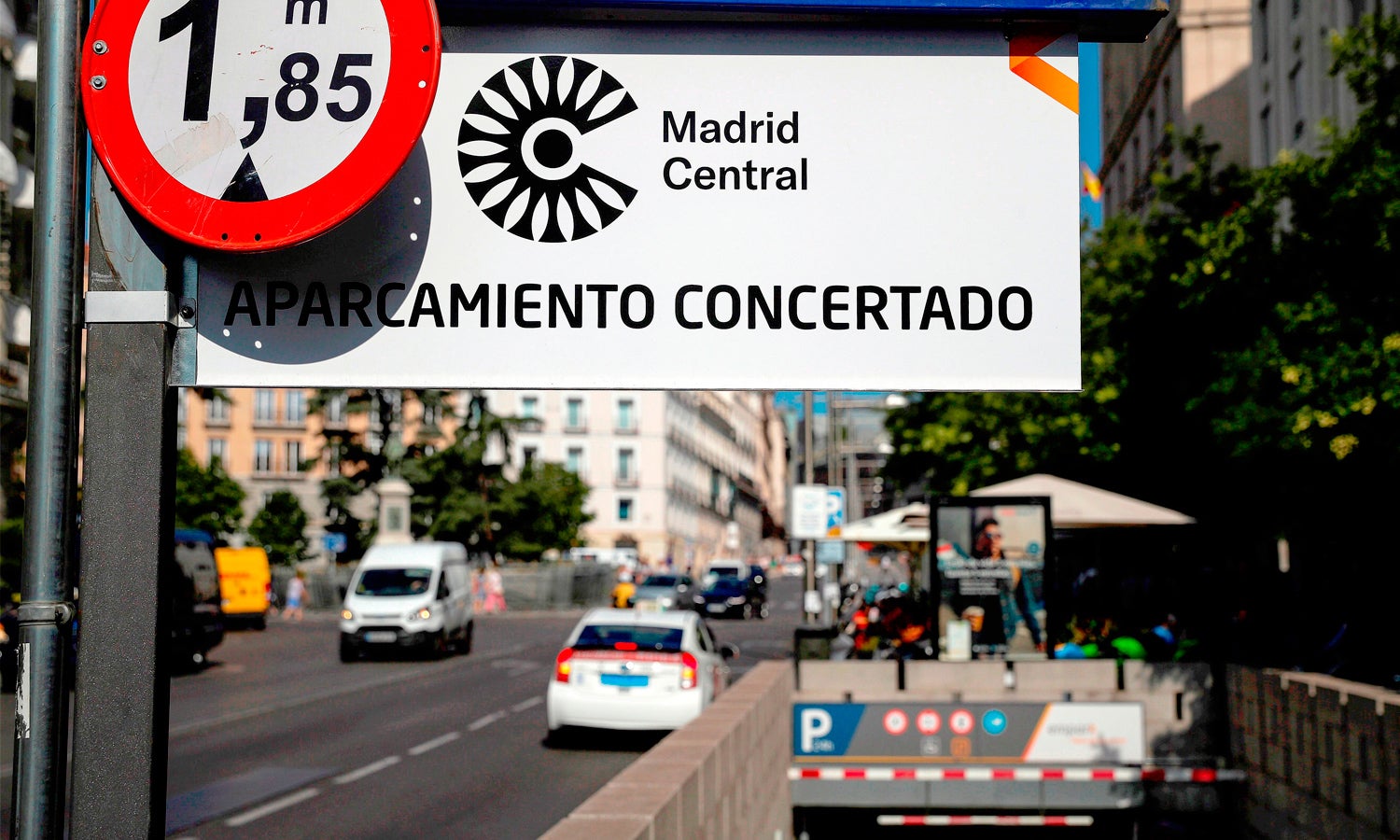 Entra en vigor el nuevo 'Madrid Central': Guía de restricciones, cambios y nuevas multas Entra en vigor el nuevo 'Madrid Central': Guía de restricciones, cambios y nuevas multas