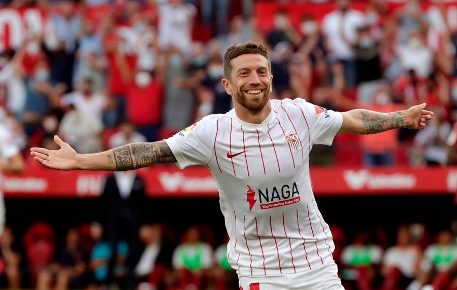El Sevilla devuelve al Valencia a la realidad El Sevilla devuelve al Valencia a la realidad