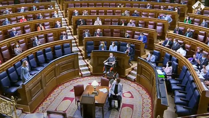 Vacío en el Congreso: Se ausentan 16 de 22 ministros durante la sesión de control ante la indignación de la oposición Vacío en el Congreso: Se ausentan 16 de 22 ministros durante la sesión de control ante la indignación de la oposición
