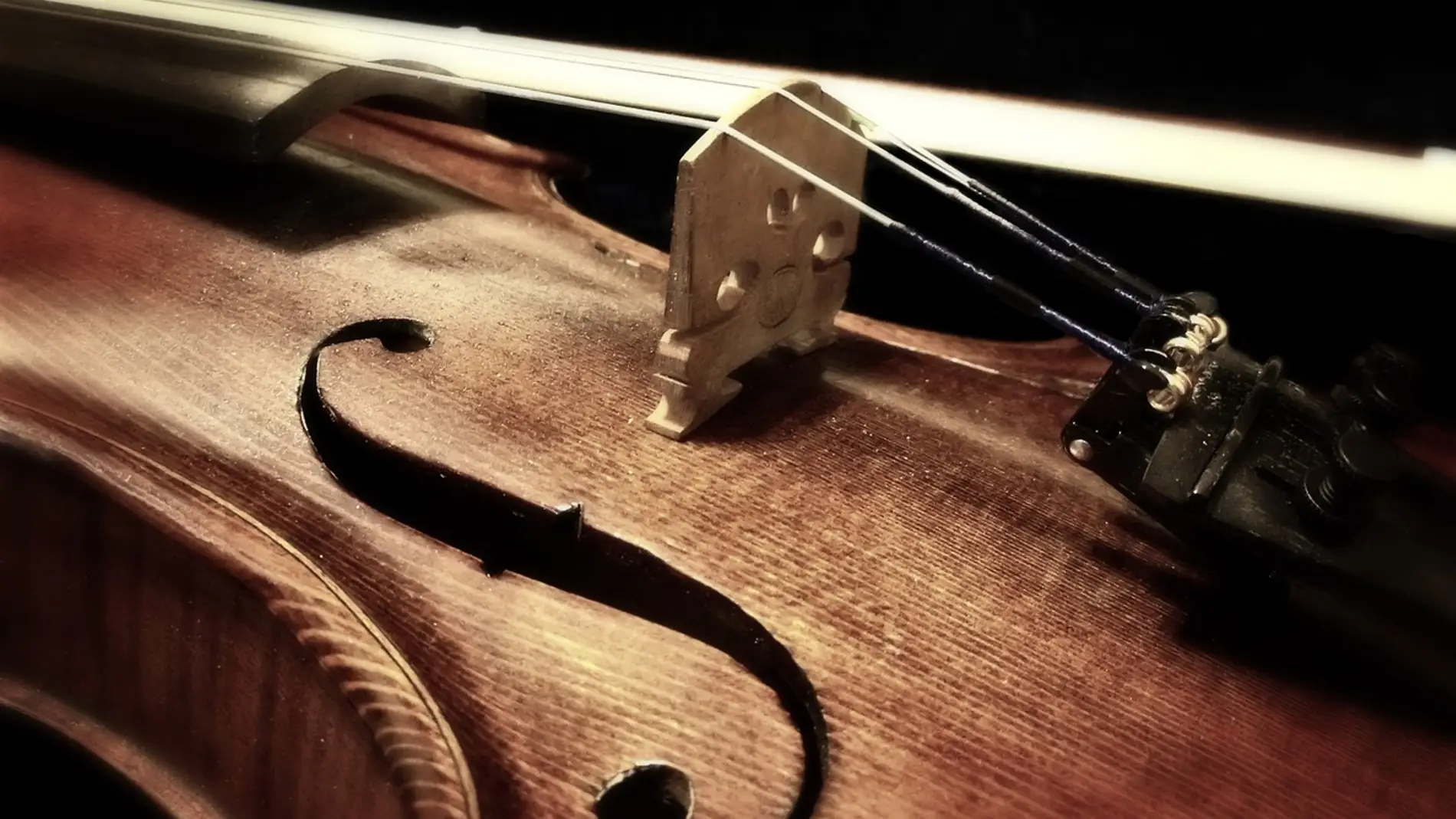Un violín Un violín