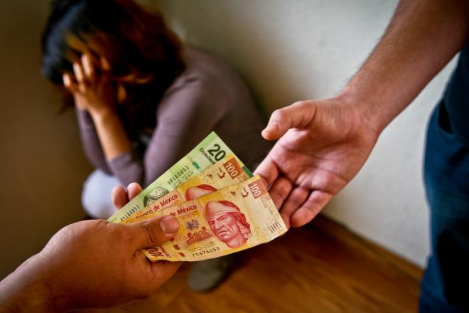 Fernando Guerrero, el policía español que lucha contra el tráfico de personas en Níger Fernando Guerrero, el policía español que lucha contra el tráfico de personas en Níger