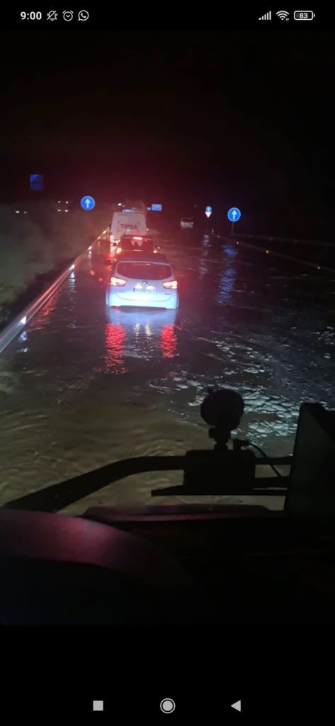 Atascos en las carreteras de la zona de Tierra de Barros Atascos en las carreteras de la zona de Tierra de Barros