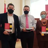 Continúan los actos del 120 Aniversario con la reedición del libro 'Historia de la Cámara de Comercio de Orihuela' Continúan los actos del 120 Aniversario con la reedición del libro 'Historia de la Cámara de Comercio de Orihuela'