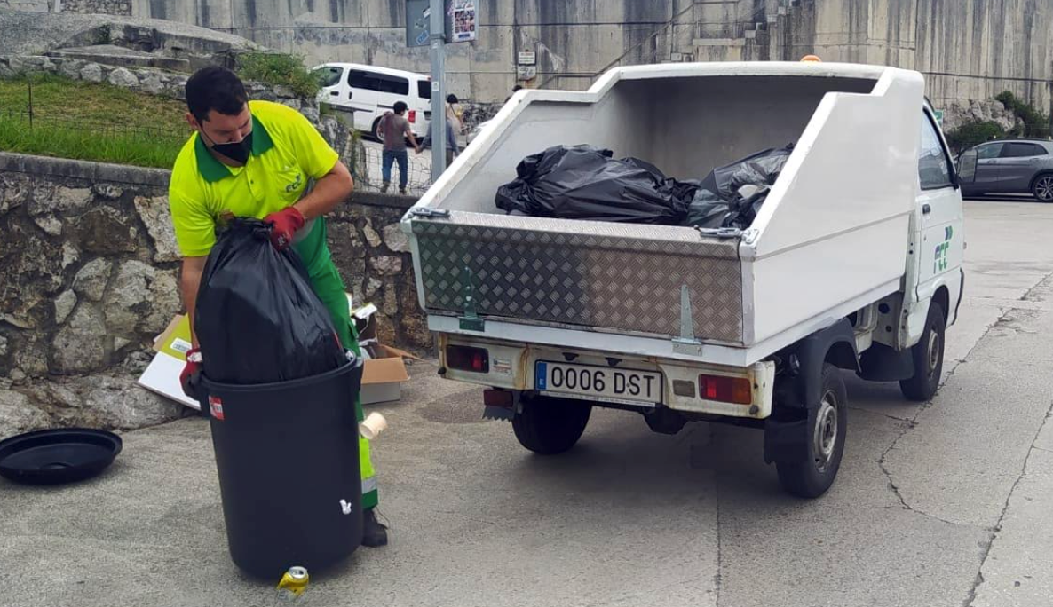 Llanes recogió este verano 148 toneladas de residuos orgánicos en los restaurantes de la villa Llanes recogió este verano 148 toneladas de residuos orgánicos en los restaurantes de la villa