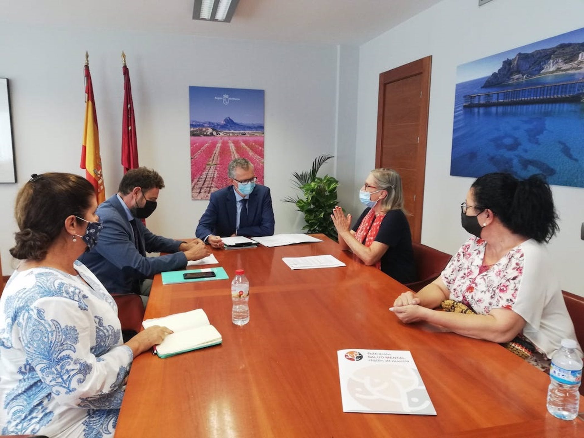 La Federación de Salud Mental paraliza las concentraciones frente a San Esteban La Federación de Salud Mental paraliza las concentraciones frente a San Esteban