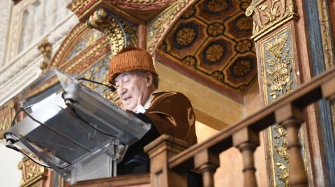 El arquitecto y dibujante Jos&eacute; Mar&iacute;a P&eacute;rez &ldquo;Peridis&rdquo; es investido doctor honoris causa por la Universidad de Alcal&aacute;