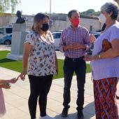 El alcalde Victor Mora visita la Plaza del Pino