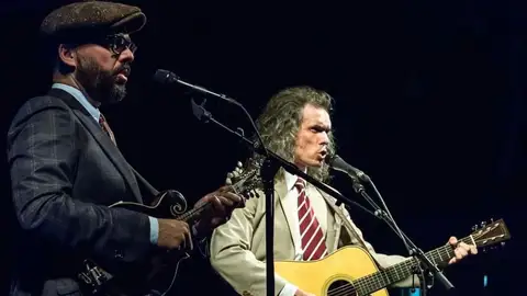 Territorio Comanche: ¿Ha resurgido la música folk en España? Territorio Comanche: ¿Ha resurgido la música folk en España?