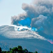 Vista del volcán de Cumbre Vieja que este sábado continúa su actividad Vista del volcán de Cumbre Vieja que este sábado continúa su actividad