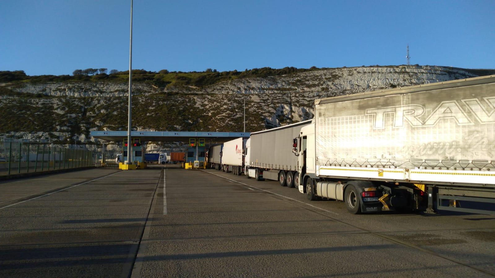 Los transportistas advierten de que si no hay relevo generacional, España se verá abocada a una crisis como la de Reino Unido Los transportistas advierten de que si no hay relevo generacional, España se verá abocada a una crisis como la de Reino Unido