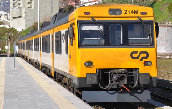 El PP pedirá en el pleno de la Diputación de Pontevedra que se agilice la conexión de alta velocidad Vigo Oporto El PP pedirá en el pleno de la Diputación de Pontevedra que se agilice la conexión de alta velocidad Vigo Oporto