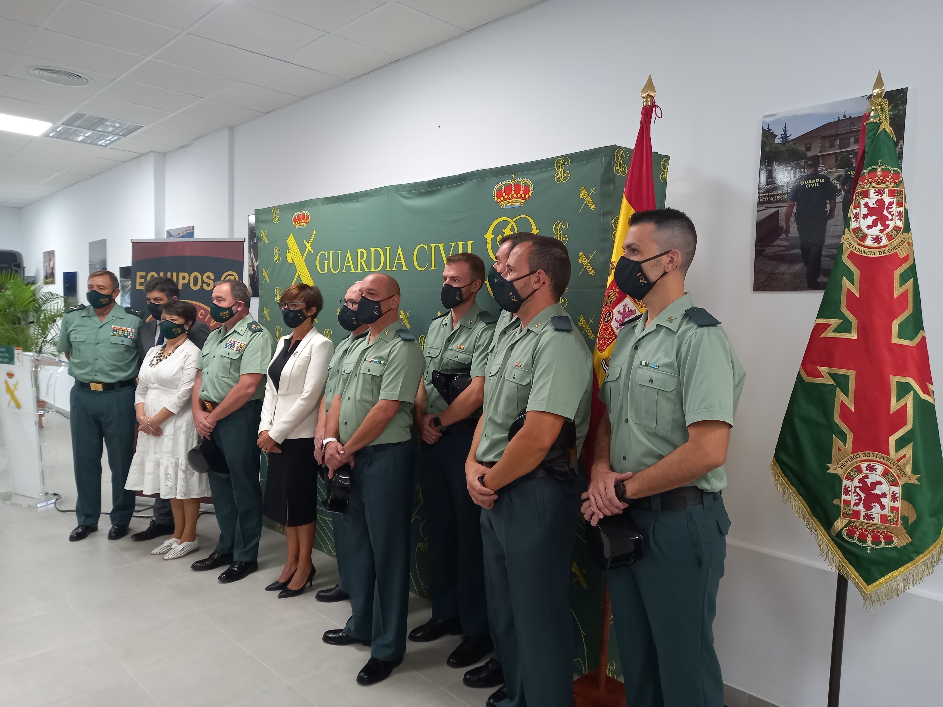 Equipo @ de la guardia Civil Equipo @ de la guardia Civil