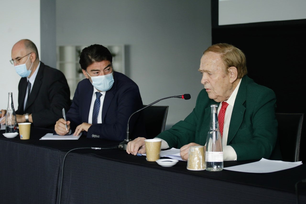 Un 75 por ciento de los alicantinos está satisfecho con la gestión municipal de los servicios básicos Un 75 por ciento de los alicantinos está satisfecho con la gestión municipal de los servicios básicos