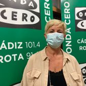 Una de las promotoras de la protectora hogar abueletes peludos