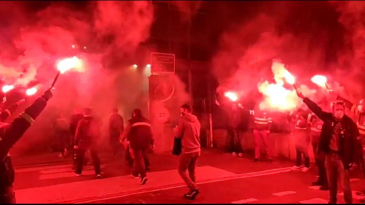 Los trabajadores de TUBACEX retornan al trabajo con talante festivo Los trabajadores de TUBACEX retornan al trabajo con talante festivo