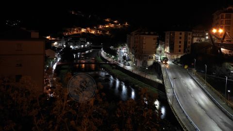Vista general del r&iacute;o Narcea a su paso por Los Nogales 