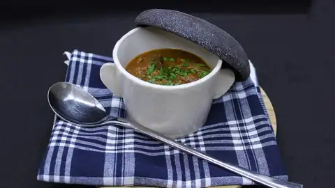 Cazuelica y Vino Baserriberri