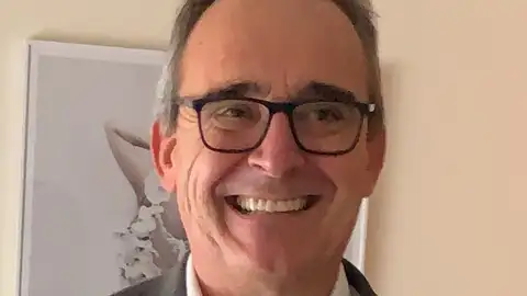 Carlos Pajuelo Carlos Pajuelo