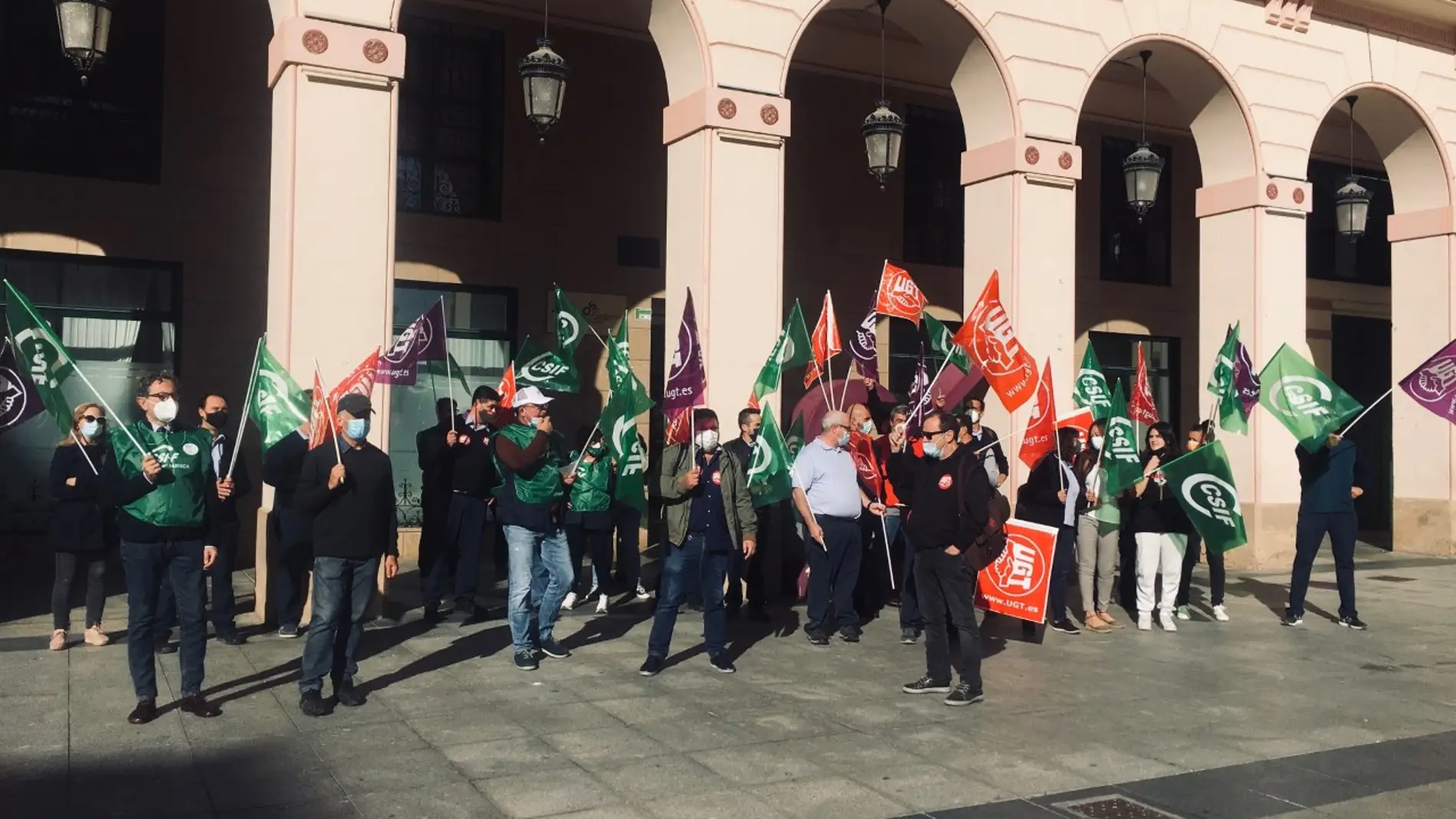 Se movilizan en Huesca para pedir un nuevo convenio