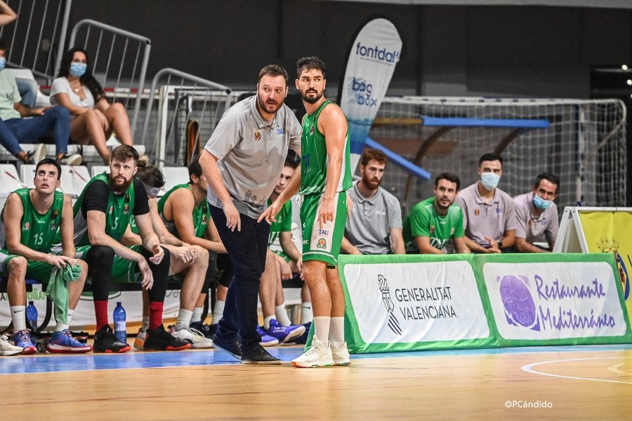 Tau busca la cuarta victoria consecutiva Tau busca la cuarta victoria consecutiva